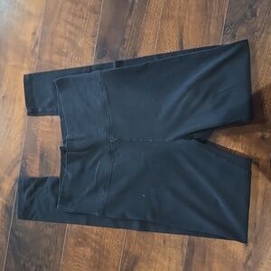 Victoria secret brand black yoga pants Size M